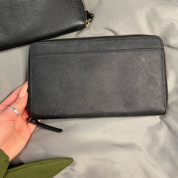 2 Kate Spade Wallets - Picture 8 of 8